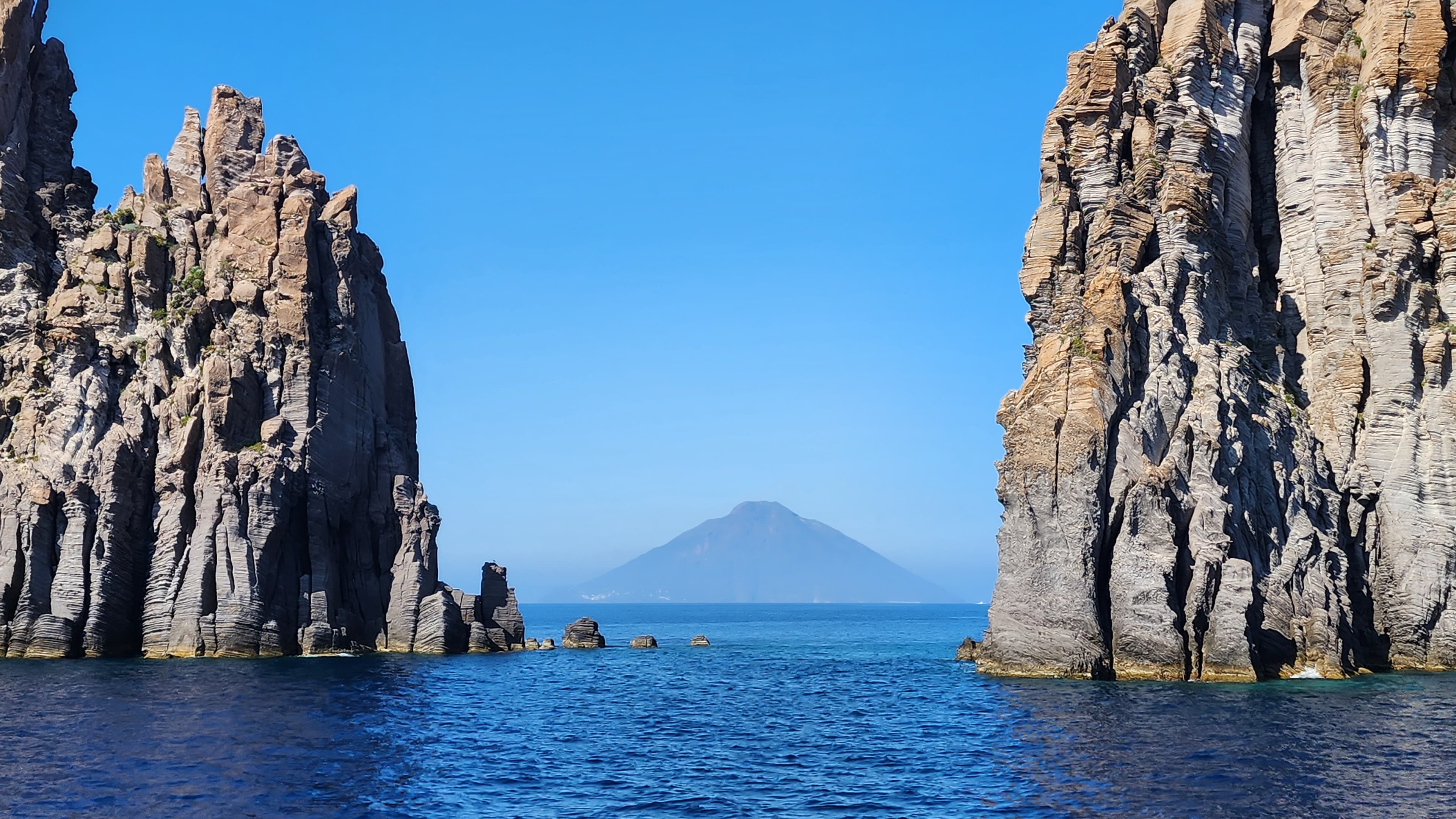 The Honest Weekend Guide to the Aeolian Islands: What's Worth It (and What to Skip)