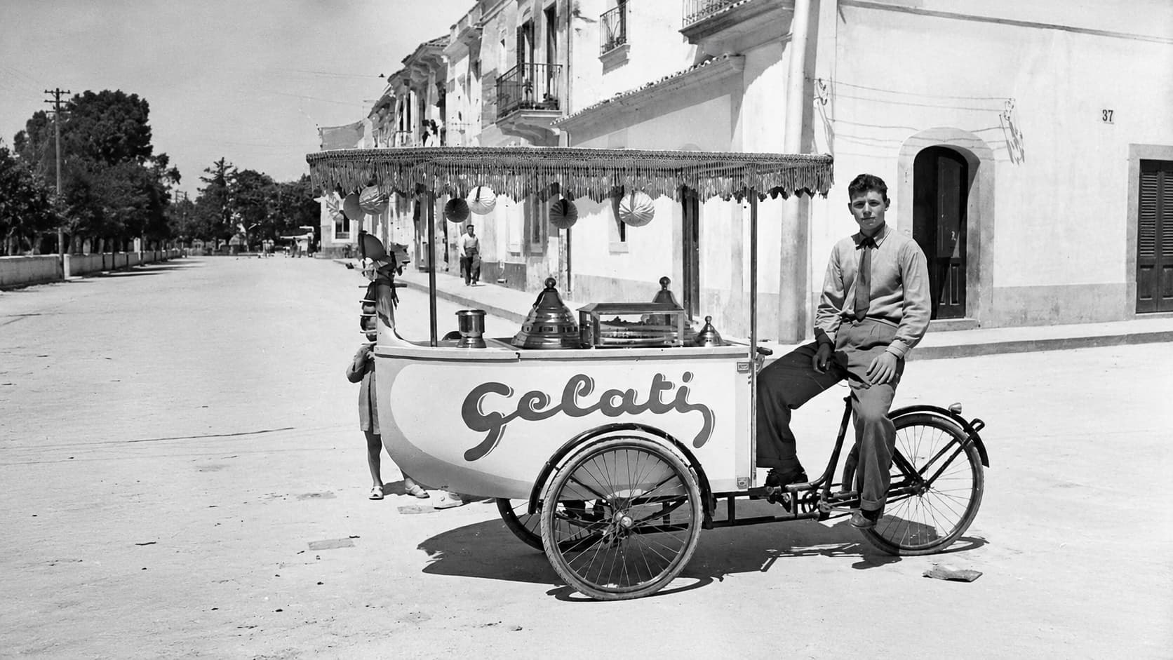Gelato vendor in Sicily