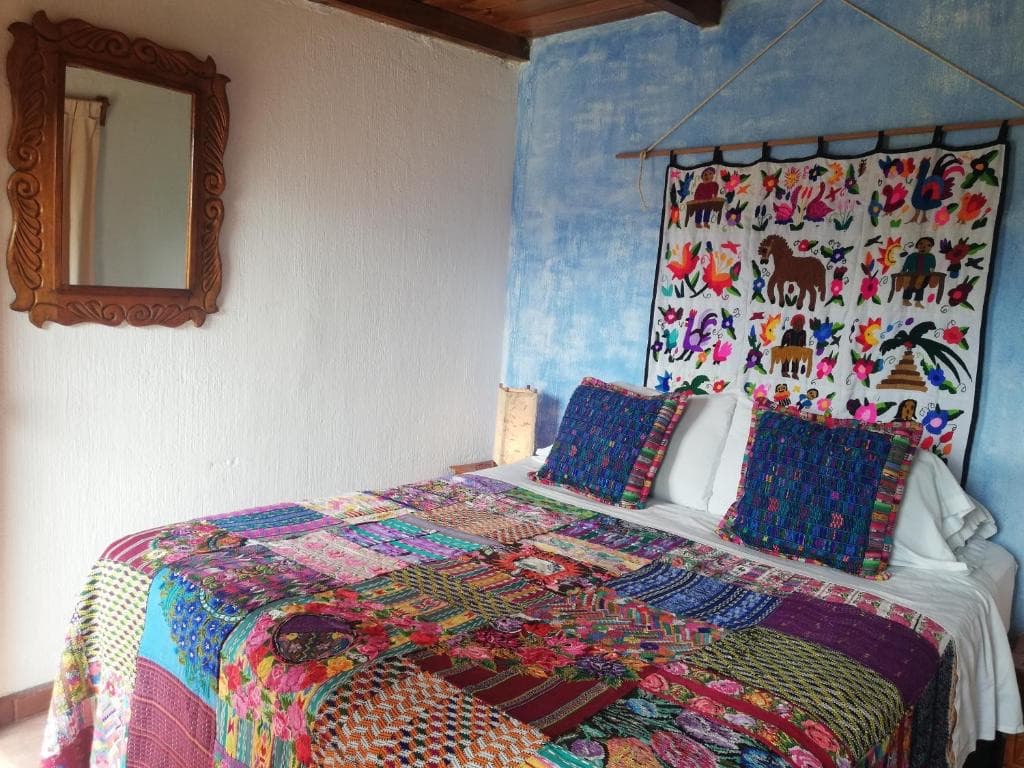 Yellow House Hostel