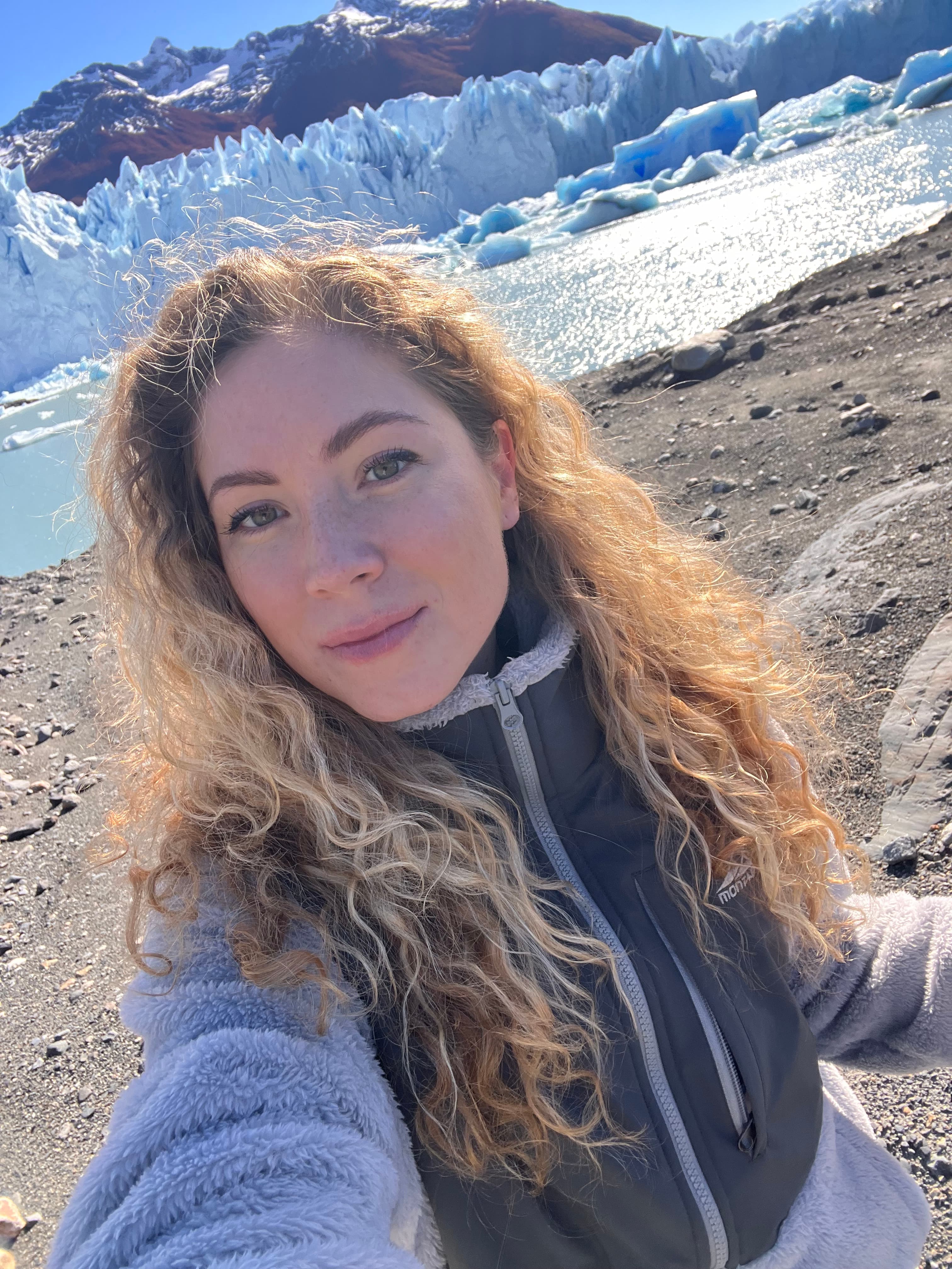Boat crossing to Perito Moreno Glacier