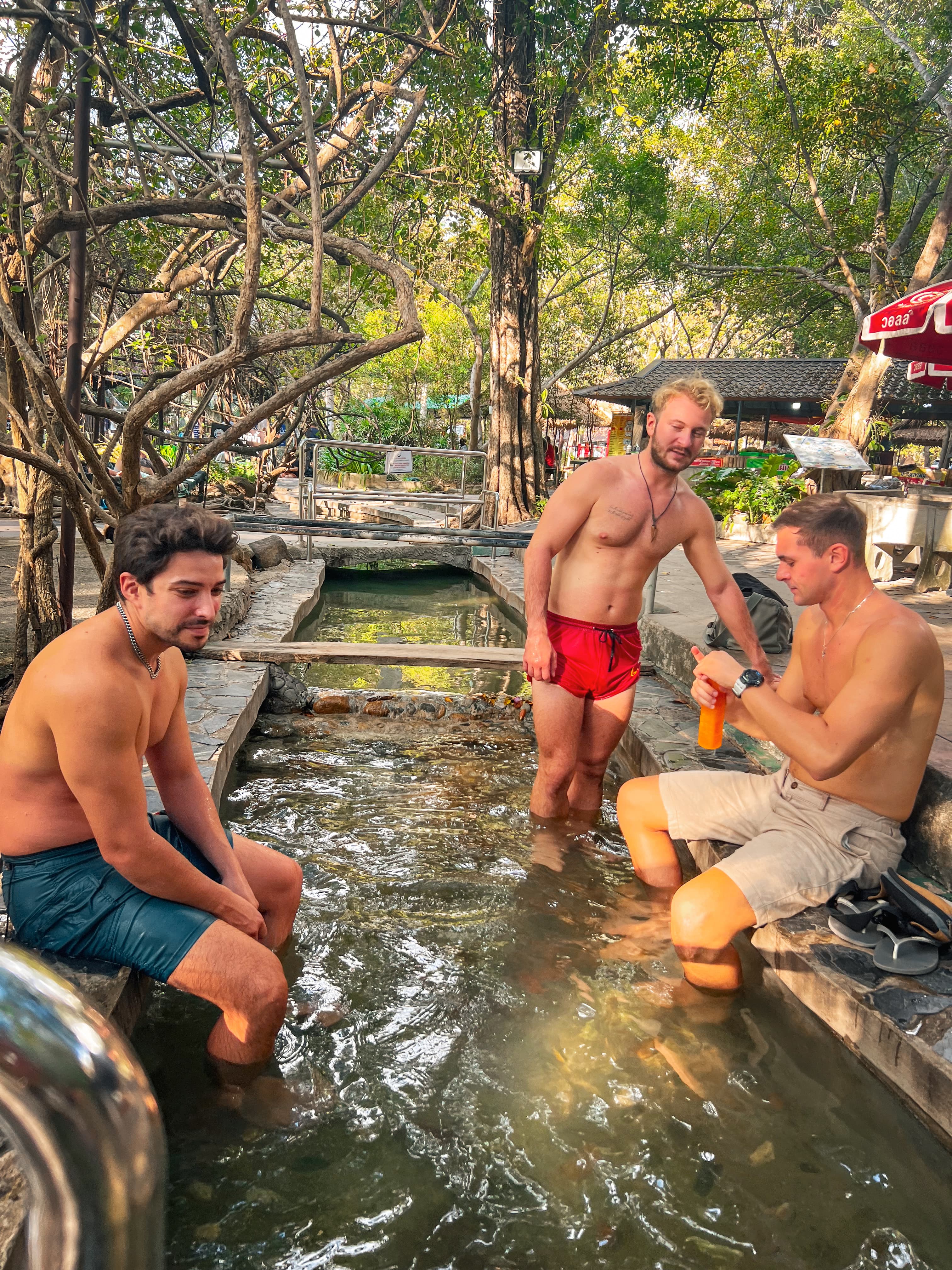 Meeting other nomads in Chiang Mai